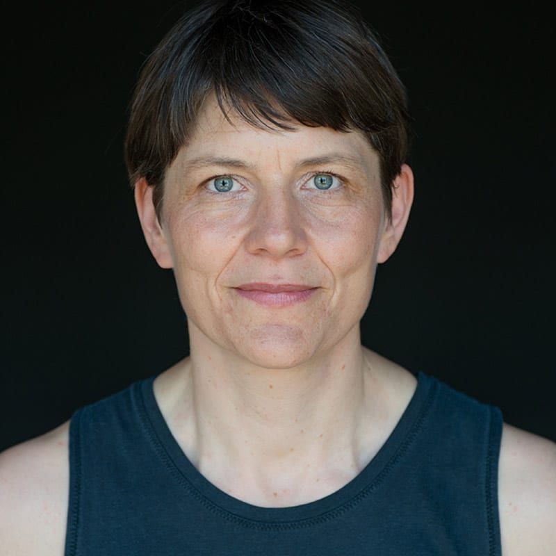 YogaWerk Berlin Tegel Team Yogalehrerin Clara Schmiedek