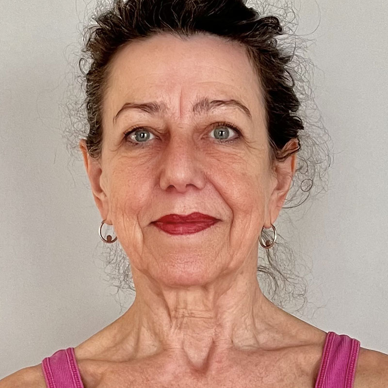 YogaWerk Berlin Tegel Team Yogalehrerin Elke Biehl